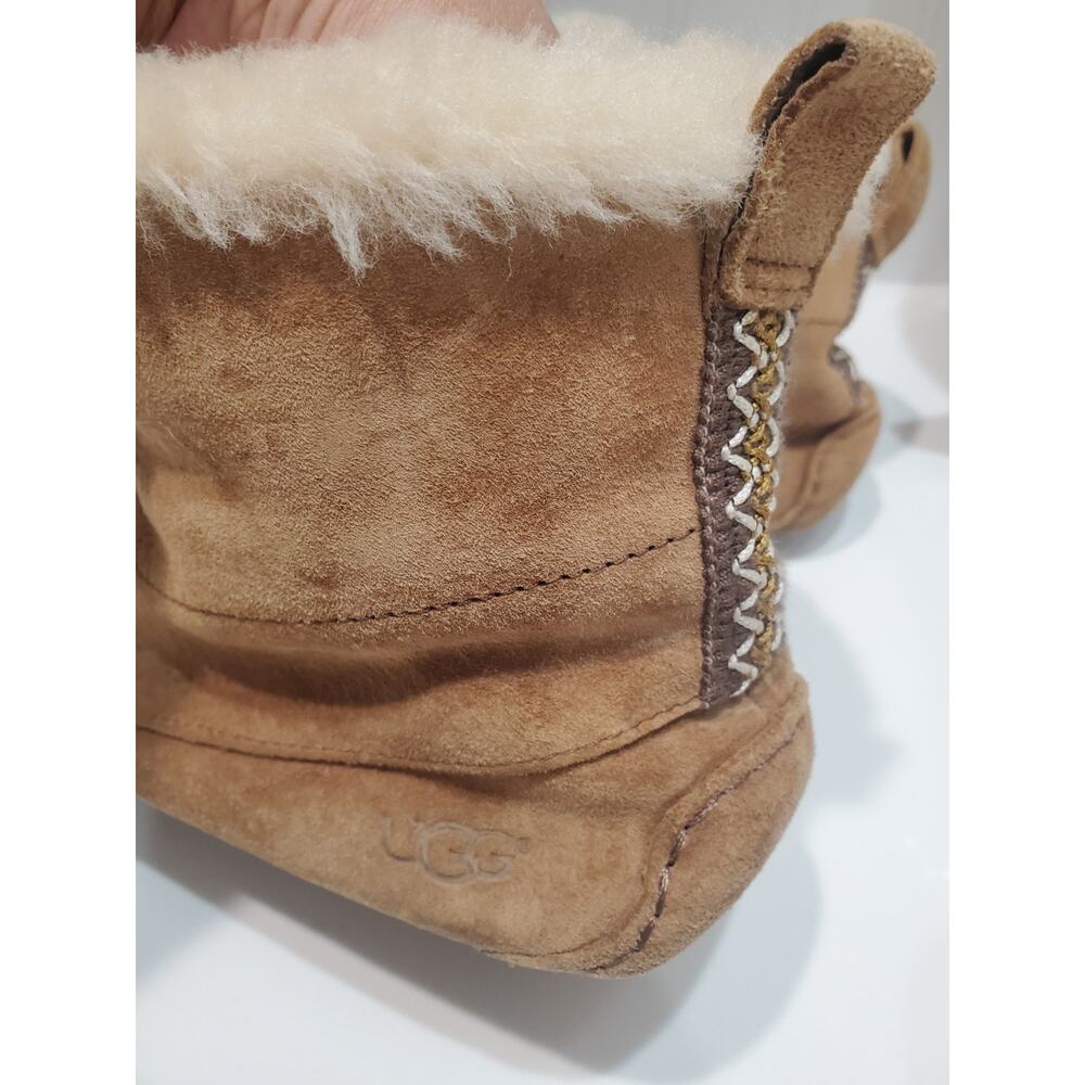 UGG Chickaree Moccasin Boots Size 7 - Picture 4 of 7
